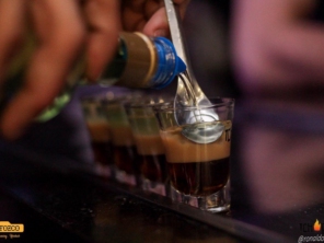 Foto de Tchupitos Shooter Bar em Joinville, SC por Solutudo
