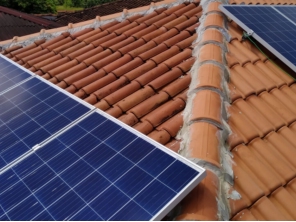 Foto de JIG Solar - Energia Solar Joinville em Joinville, SC por Solutudo