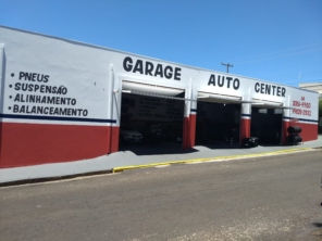 Foto de Garage Centro Automotivo em Marília, SP por Solutudo