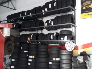 Foto de Garage Centro Automotivo em Marília, SP por Solutudo