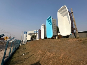 Foto de Madri Piscinas em Botucatu, SP por Solutudo