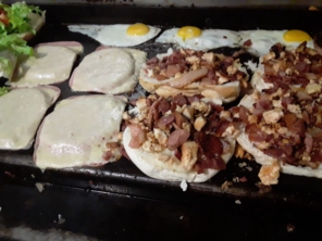 Foto de Opção Lanches e Pastéis em Assis, SP por Solutudo