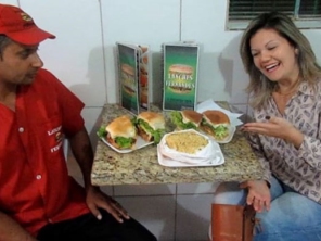 Foto de Apresentadora Michelle Weber em Itatiba, SP por Solutudo
