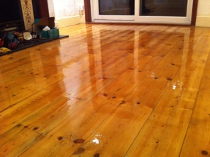 Foto de Decora Epoxy Floor em Bauru, SP por Solutudo