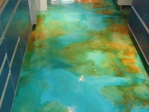 Foto de Decora Epoxy Floor em Bauru, SP por Solutudo