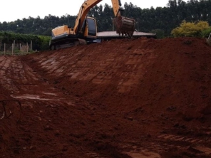 Foto de CJC Terraplenagem e Construção Civil em Botucatu, SP por Solutudo