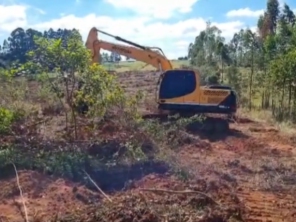 Foto de CJC Terraplenagem e Construção Civil em Botucatu, SP por Solutudo