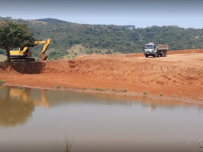 Foto de CJC Terraplenagem e Construção Civil em Botucatu, SP por Solutudo