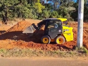 Foto de CJC Terraplenagem e Construção Civil em Botucatu, SP por Solutudo