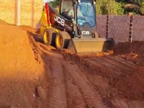 Foto de CJC Terraplenagem e Construção Civil em Botucatu, SP por Solutudo
