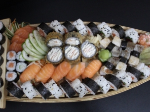 Foto de Hatti Comida Oriental em Santa Cruz do Rio Pardo, SP por Solutudo