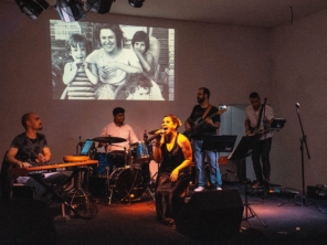 Foto de Denise Garcia Band em Bauru, SP por Solutudo