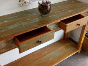 Foto de Peroba A Beleza do Rústico em Marília, SP por Solutudo