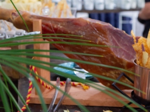Foto de Wal Buffet em Itatiba, SP por Solutudo