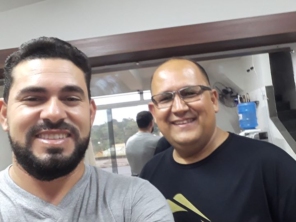 Foto de Sr. Barbeiro em Botucatu, SP por Solutudo