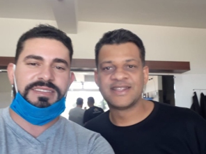 Foto de Sr. Barbeiro em Botucatu, SP por Solutudo