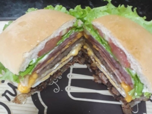Foto de Lanches do Bosque em Botucatu, SP por Solutudo
