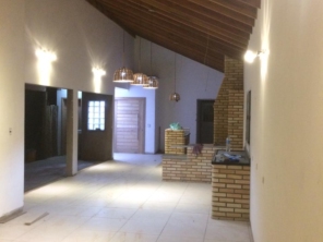 Foto de André Marceneiro, Assentamento de Portas em Botucatu, SP por Solutudo