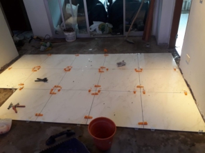 Foto de Essi Construções E Reformas em Goiânia, GO por Solutudo