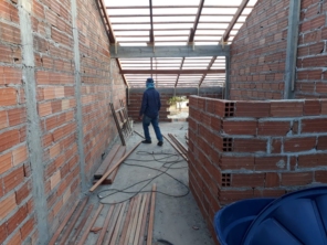 Foto de Essi Construções E Reformas em Goiânia, GO por Solutudo