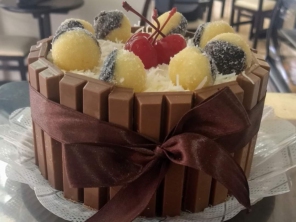 Foto de Mão de Moça - Bolos & Doces em Jundiaí, SP por Solutudo