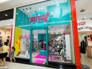 Foto de Missy Plastic Shoes em Bauru, SP por Solutudo