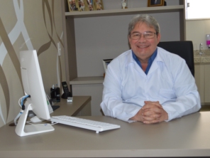 Foto de Dr Luiz Eduardo Lázaro Medina em Mineiros, GO por Solutudo