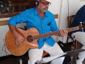 Foto de Macambira Ensino de Música em Marília, SP por Solutudo