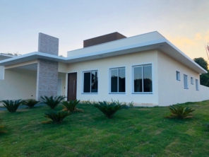 Foto de AlumiGlass em Botucatu, SP por Solutudo