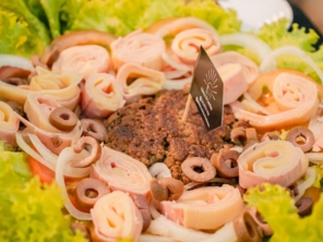 Foto de Fábrica de Lanches Bauru em Bauru, SP por Solutudo