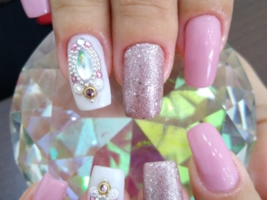 Foto de Josy Vieira Nail Designer em Bauru, SP por Solutudo