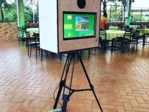 Foto de FotoBoo - Foto Cabine e Estúdio em Araçatuba, SP por Solutudo