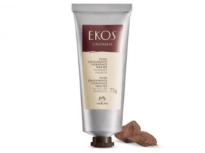 O óleo de castanha, rico em ômega-6 e ômega-9, nutre a pele estimulando a produção de proteínas estruturantes até as camadas mais profundas.