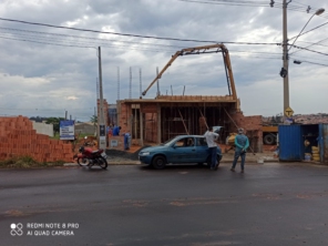 Foto de Hiper Construção em Cerquilho, SP por Solutudo