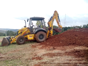 Foto de Hiper Construção em Cerquilho, SP por Solutudo