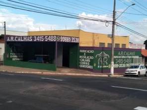 Foto de A.R. Calhas em Marília, SP por Solutudo