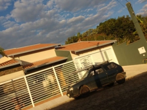 Foto de A.R. Calhas em Marília, SP por Solutudo