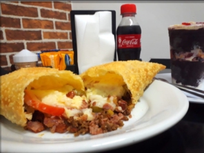 Foto de Puro Sabor Pastelaria em Marília, SP por Solutudo