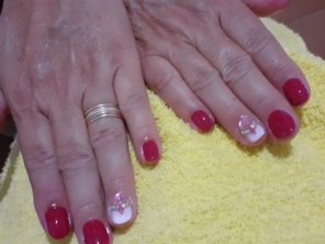 Foto de Janaina Manicure em Marília, SP por Solutudo