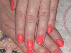 Foto de Janaina Manicure em Marília, SP por Solutudo
