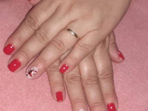 Foto de Janaina Manicure em Marília, SP por Solutudo