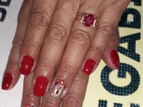 Foto de Janaina Manicure em Marília, SP por Solutudo