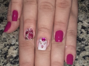 Foto de Janaina Manicure em Marília, SP por Solutudo