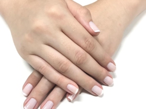 Foto de Janaina Manicure em Marília, SP por Solutudo