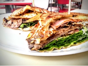 Foto de GP Burger Delivery em Jundiaí, SP por Solutudo
