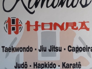 Foto de Kimonos Honra em Foz do Iguaçu, PR por Solutudo