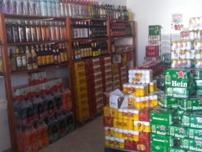 Foto de Adega Do Gordão em Caraguatatuba, SP por Solutudo