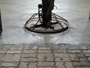 Foto de Poli Pisos em Botucatu, SP por Solutudo