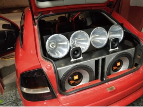 Foto de Som Filmes Acessorio Automotivo em Botucatu, SP por Solutudo