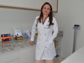 Foto de Dra. Aline de Brito Soyer em Mineiros, GO por Solutudo